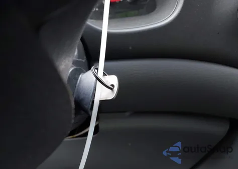 2005 Ford E-250 Commercial/Recreational z USA, uszkodzony, nr VIN 1FTNE24W15HB21601